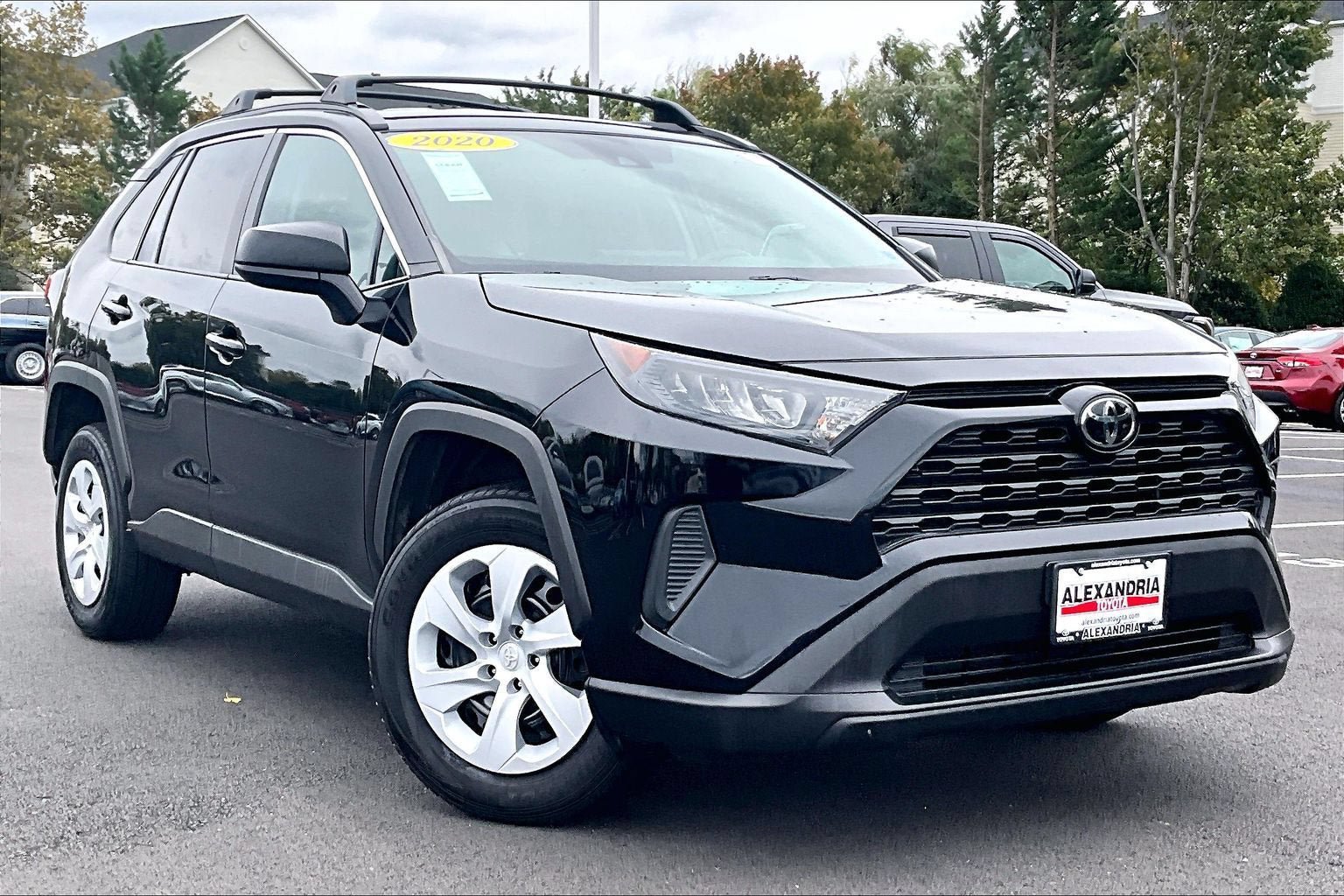Used 2020 Toyota RAV4 LE w/ Carpet Mat Package FWD image 2