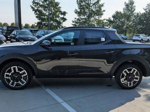 New 2025 Hyundai Santa Cruz Limited image 3