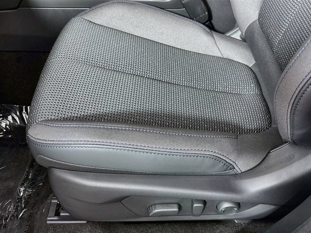 New 2026 Subaru Forester Premium AWD/4WD image 18