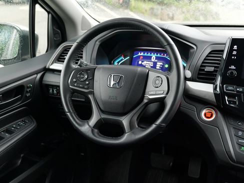 Used 2023 Honda Odyssey EX-L image 39