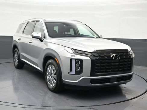 Used 2025 Hyundai Palisade SEL FWD image 8