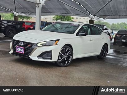 Used 2025 Nissan Altima 2.5 SR w/ SR Premium Package