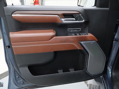 Used 2024 GMC Sierra 1500 Denali Ultimate image 12