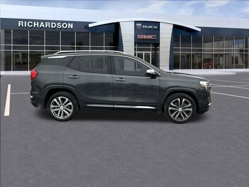 Used 2018 GMC Terrain Denali image 6