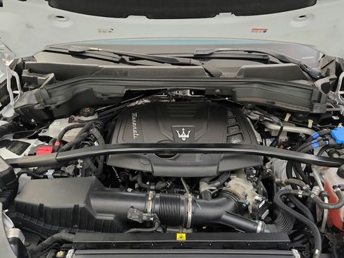 Used 2023 Maserati Grecale GT AWD/4WD image 35