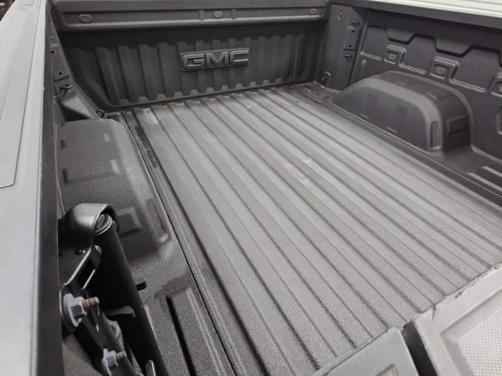 Certified 2025 GMC Sierra 1500 Denali AWD/4WD image 32