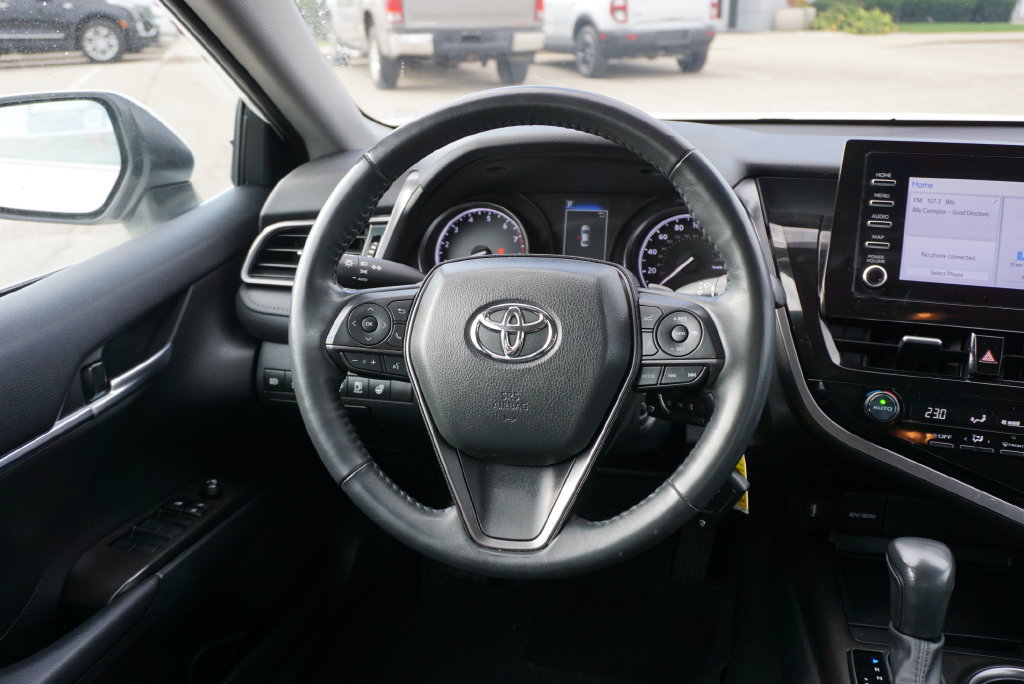 Used 2024 Toyota Camry SE FWD image 13