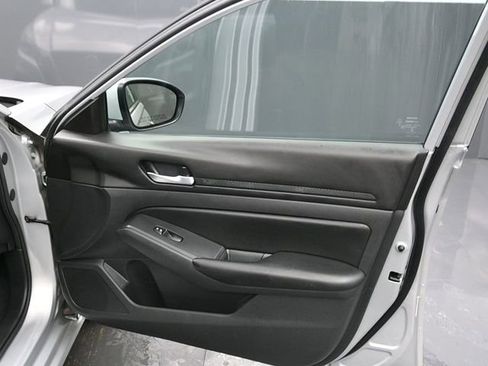 Used 2021 Nissan Altima 2.5 S image 10