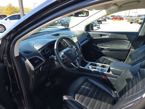 Certified 2024 Ford Edge SEL image 10