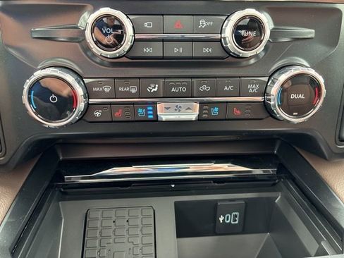New 2026 Ford F250 King Ranch w/ FX4 Off-Road Package image 39