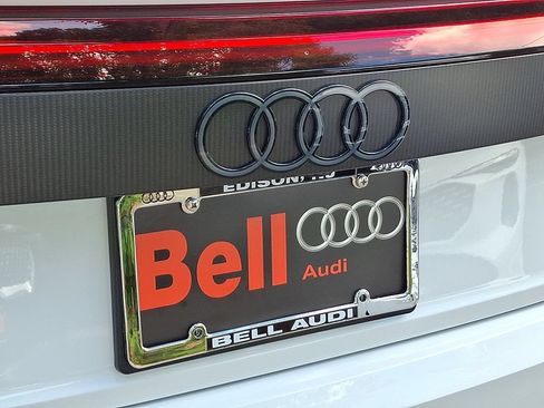 Certified 2026 Audi RS Q8 performance AWD/4WD image 31
