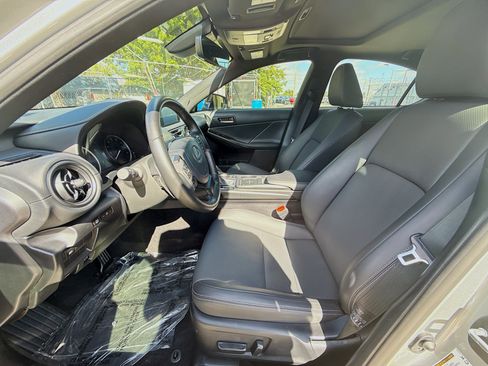 Used 2025 Lexus IS 300 w/ Comfort Package image 19