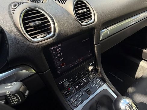 Certified 2024 Porsche 718 Cayman RWD image 14