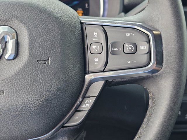 Used 2026 RAM 2500 Laramie AWD/4WD image 47