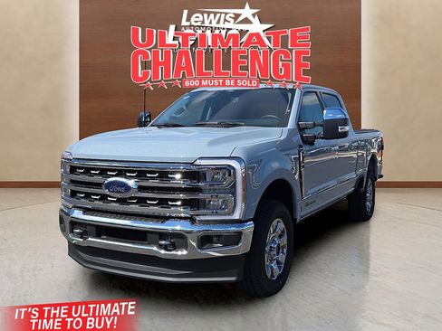 Used 2024 Ford F250 Lariat w/ Chrome Package image 2