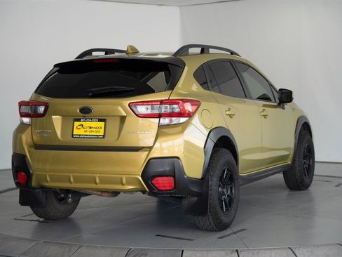 Used 2021 Subaru Crosstrek 2.0i Premium AWD/4WD image 8