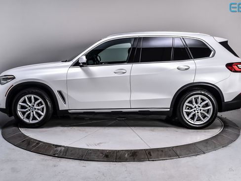 Used 2021 BMW X5 xDrive40i image 3