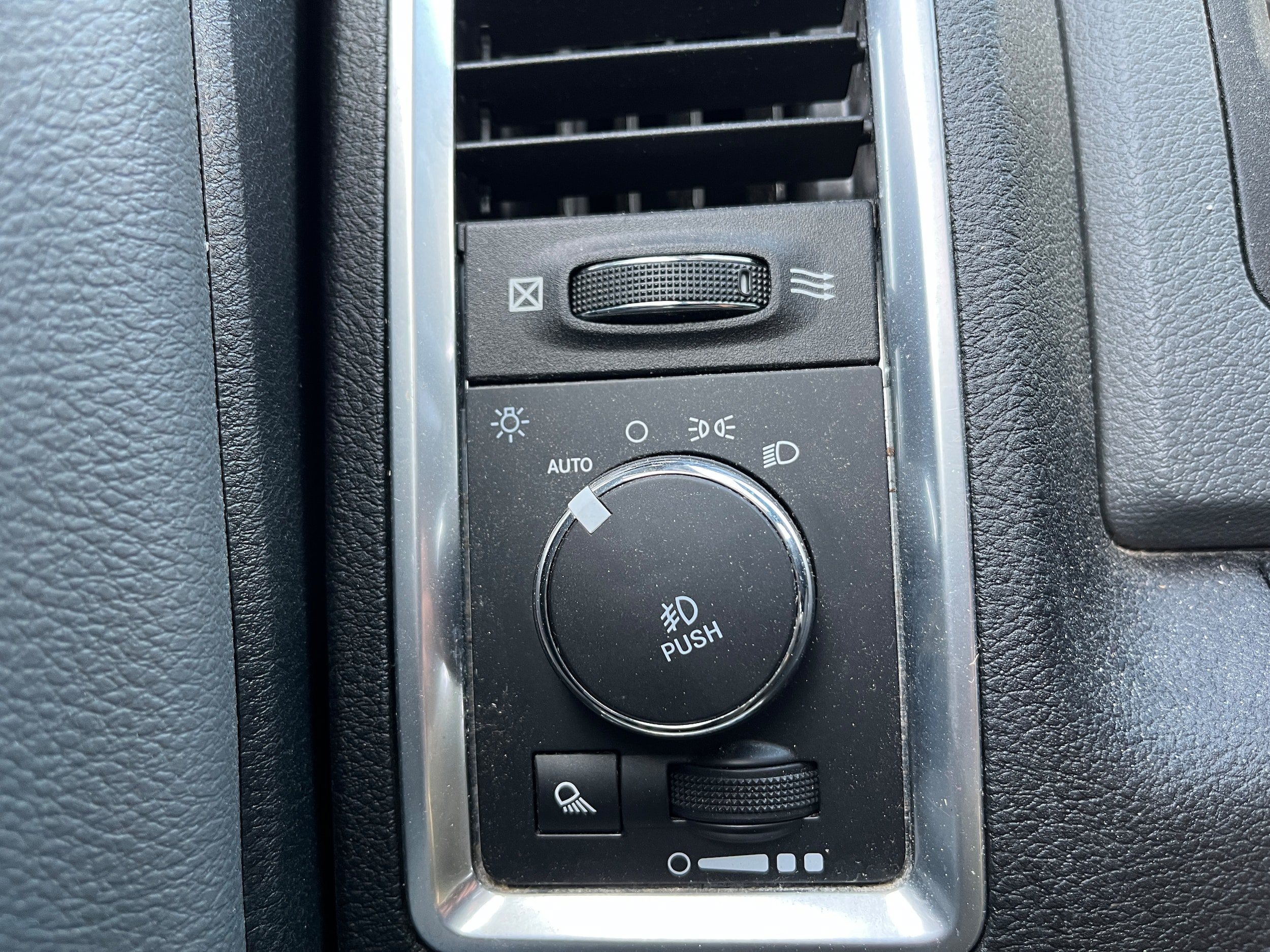 Used 2018 RAM 1500 Big Horn AWD/4WD image 19