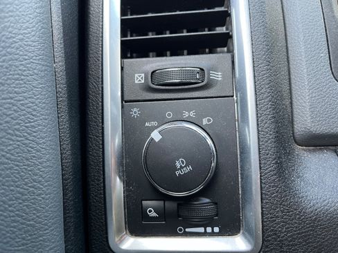 Used 2018 RAM 1500 Big Horn AWD/4WD image 19