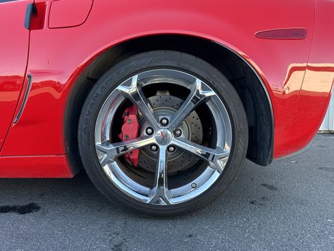 Used 2013 Chevrolet Corvette Grand Sport w/ 3LT Preferred Equipment Group image 3