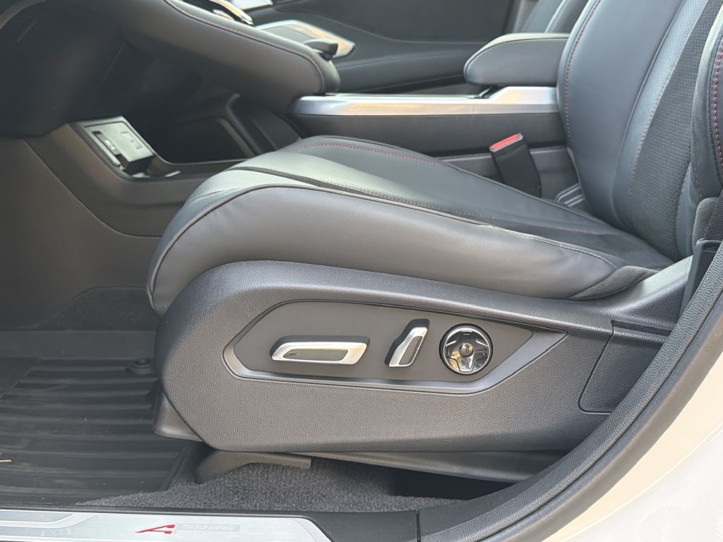 Certified 2026 Acura RDX w/ Advance Package AWD/4WD image 22