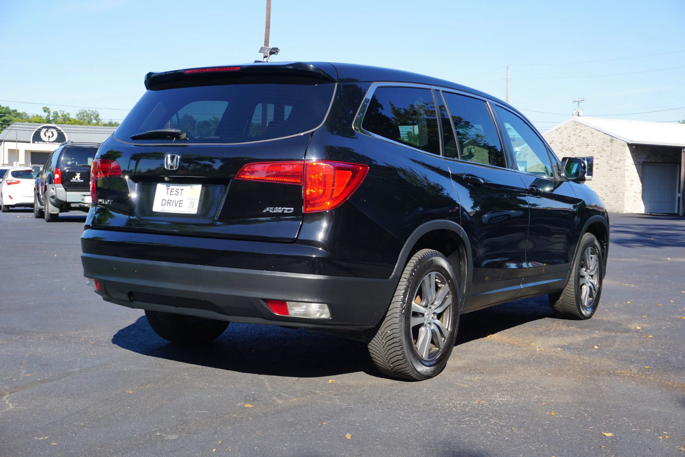 Used 2016 Honda Pilot EX image 5