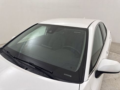 Used 2021 Toyota Camry SE image 26