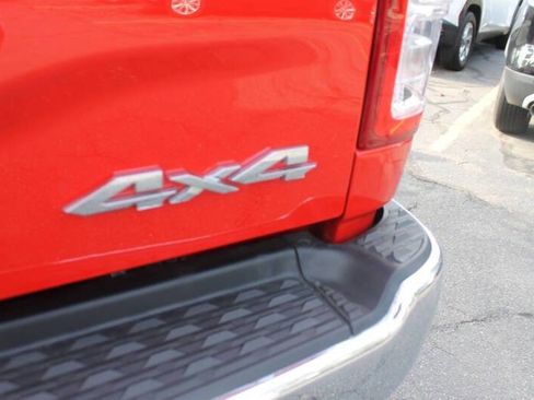 Used 2024 RAM 2500 Big Horn w/ Bed Utility Group image 10