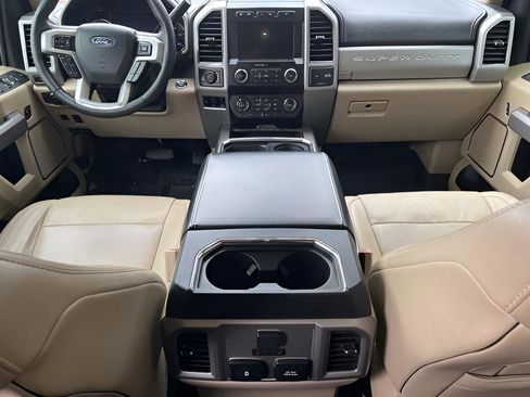 Used 2019 Ford F350 Lariat w/ Lariat Ultimate Package image 23