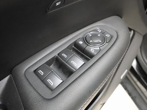 Used 2025 Cadillac XT5 Premium Luxury image 8