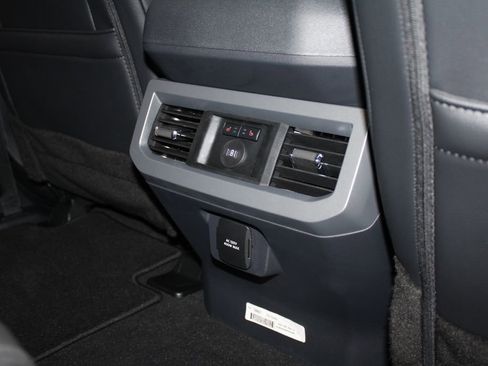 New 2025 Ford F250 Lariat w/ Lariat Ultimate Package image 32