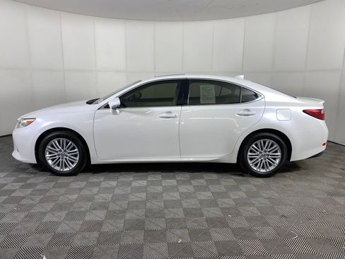 Used 2015 Lexus ES 350 image 2