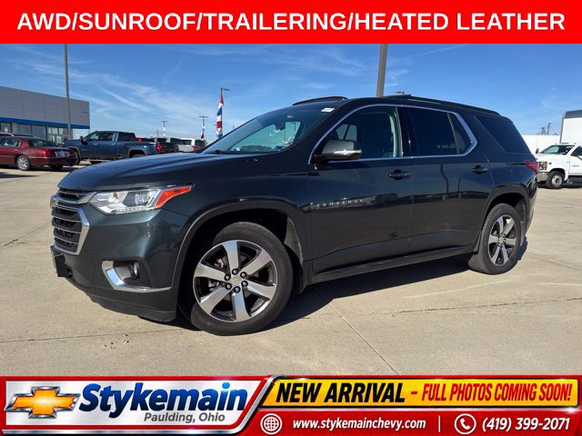Used 2020 Chevrolet Traverse LT w/ LT Premium Package AWD/4WD image 1