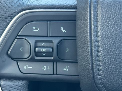 Certified 2025 Toyota Tacoma Limited image 31