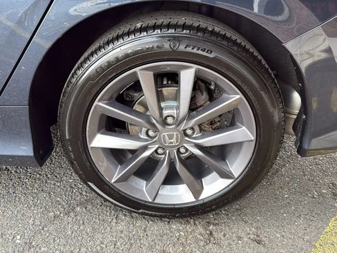 Used 2020 Honda Civic EX image 10