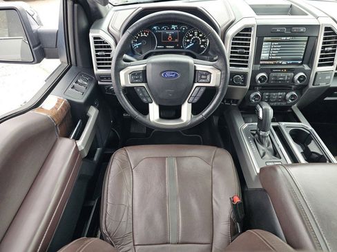 Used 2015 Ford F150 Platinum w/ Equipment Group 701A Luxury image 4