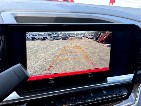 New 2025 Chevrolet Silverado 1500 LT image 9