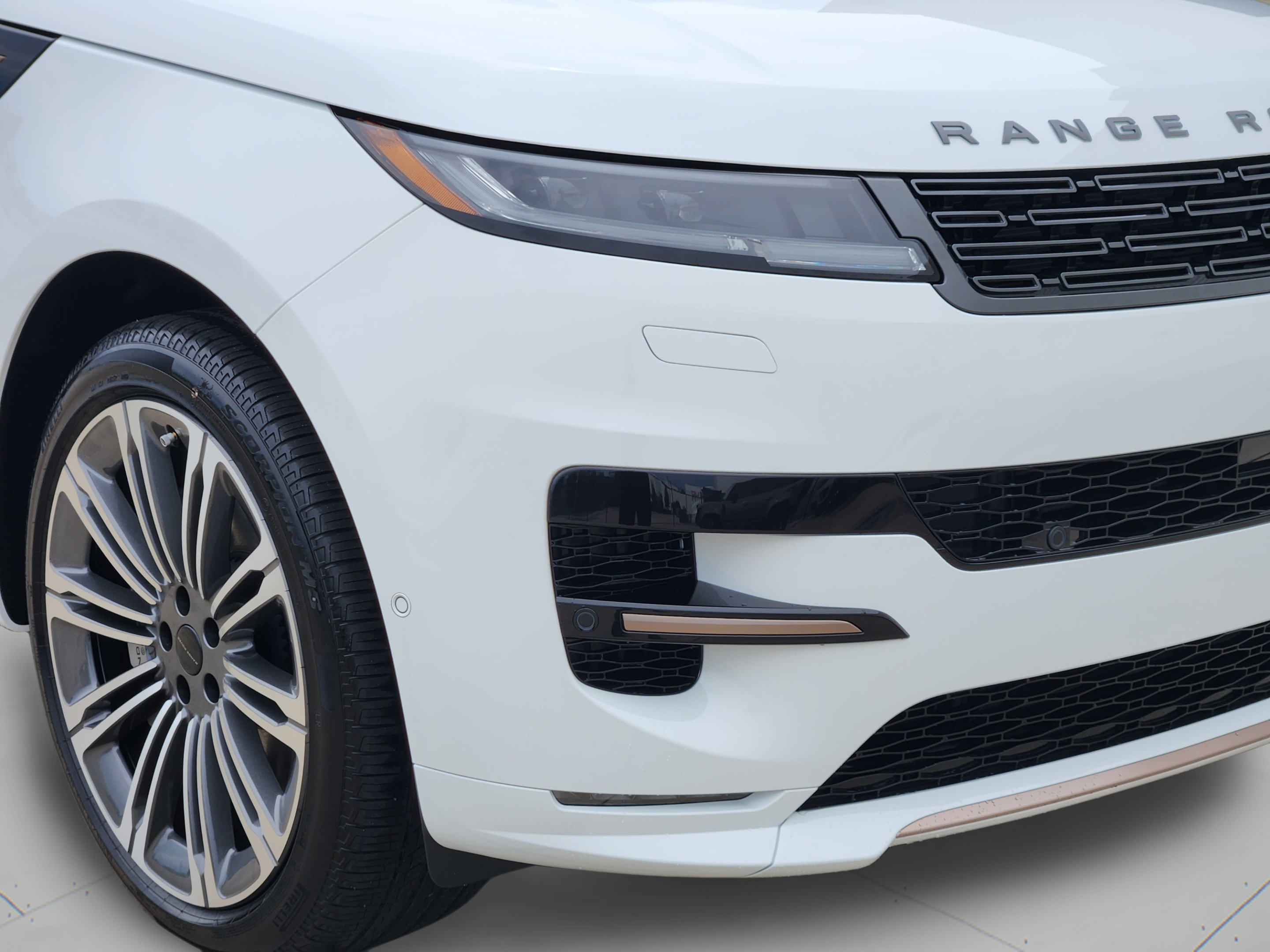 New 2026 Land Rover Range Rover Sport Dynamic SE AWD/4WD image 28