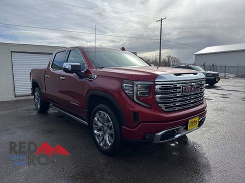 Used 2024 GMC Sierra 1500 Denali w/ Denali Reserve Package image 3
