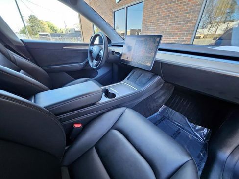 Used 2023 Tesla Model Y Long Range image 56