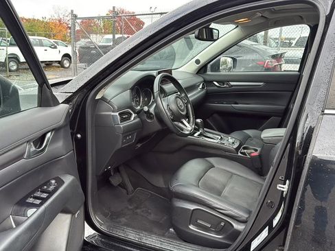 Used 2019 MAZDA CX-5 Touring image 23