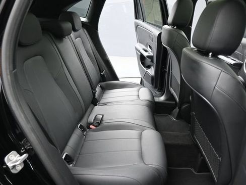 New 2025 Mercedes-Benz GLA 250 4MATIC image 29