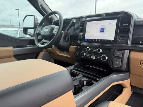 New 2026 Ford F250 Lariat w/ Lariat Ultimate Package image 10