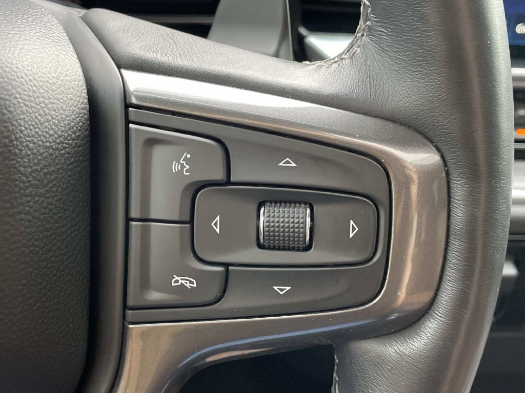 Used 2024 Chevrolet Silverado 1500 High Country AWD/4WD image 26