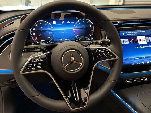New 2026 Mercedes-Benz E 350 Sedan image 15