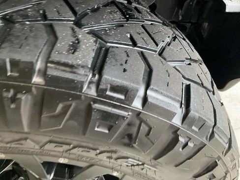 Used 2017 Jeep Wrangler Unlimited Sport image 28