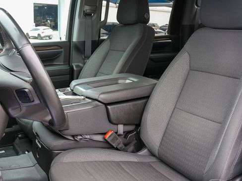 Used 2024 Chevrolet Silverado 2500 LT AWD/4WD image 6