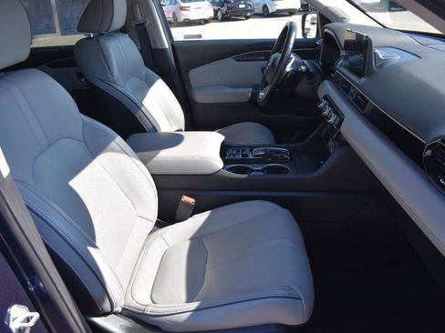 Used 2023 Honda Pilot Elite image 14