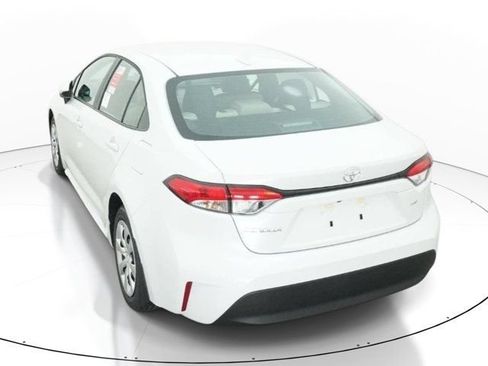 New 2026 Toyota Corolla LE FWD image 6