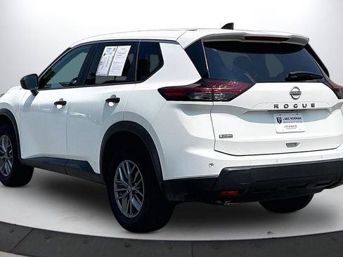 Used 2024 Nissan Rogue S FWD image 6